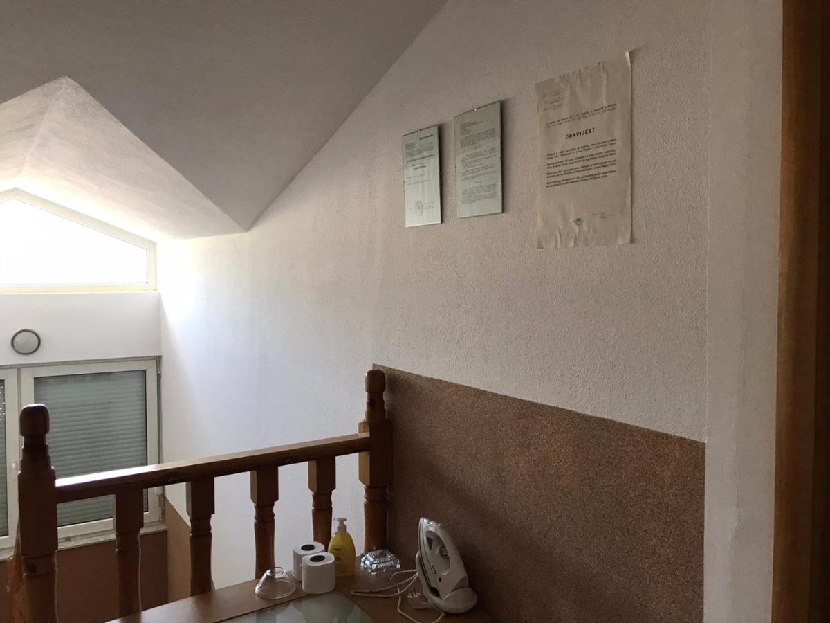 Apartmani Dino Blagaj Exteriör bild