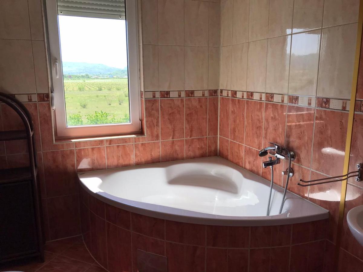 Apartmani Dino Blagaj Exteriör bild