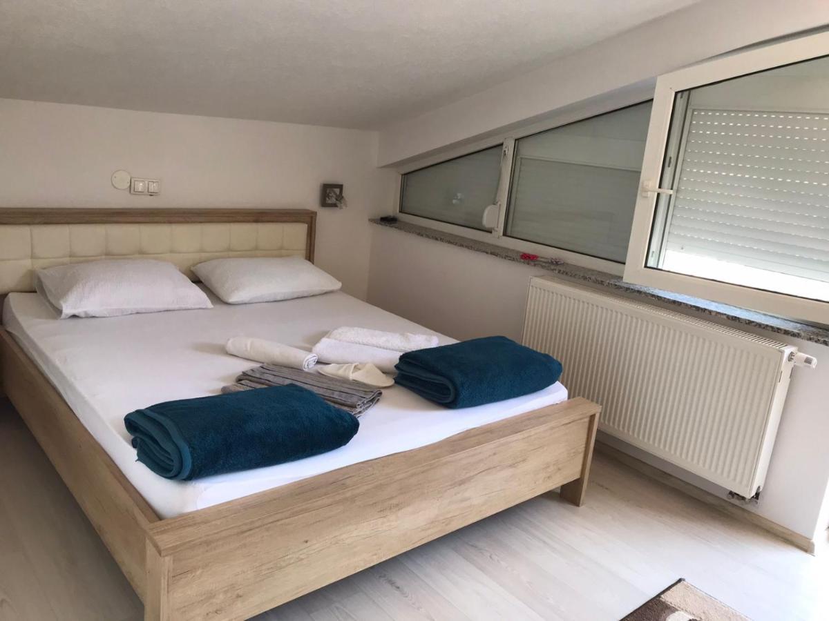 Apartmani Dino Blagaj Exteriör bild